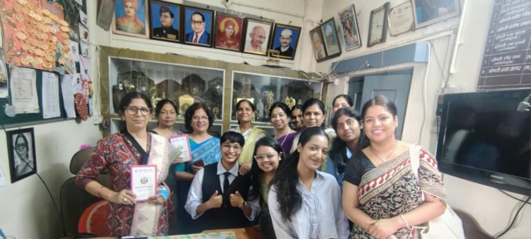 मेरठ में छात्राओं को मानसिक स्वास्थ्य के प्रति किया जागरूक, संवाद से तनाव दूर करने का दिया संदेश