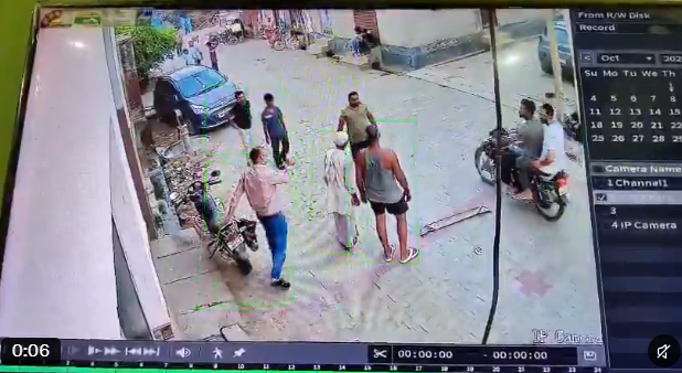 गाजियाबाद के मुरादनगर में कार ने कुत्ते को रौंदा, CCTV फुटेज के आधार पर मुकदमा दर्ज