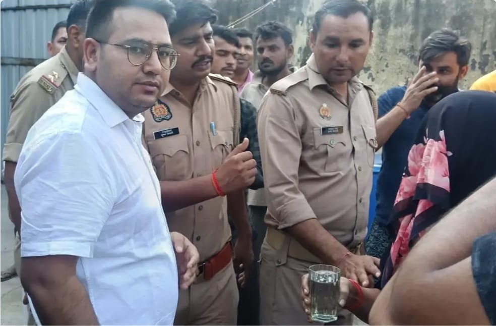 बटावली केमिकल फैक्ट्री
कॉपी